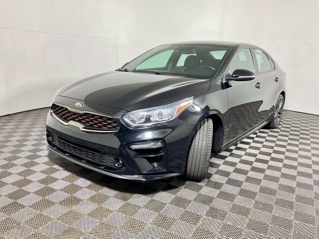 Kia Forte photo 2