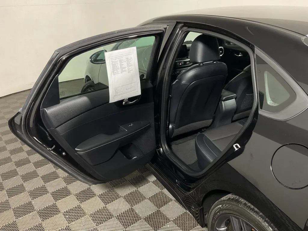 Kia Forte photo 30