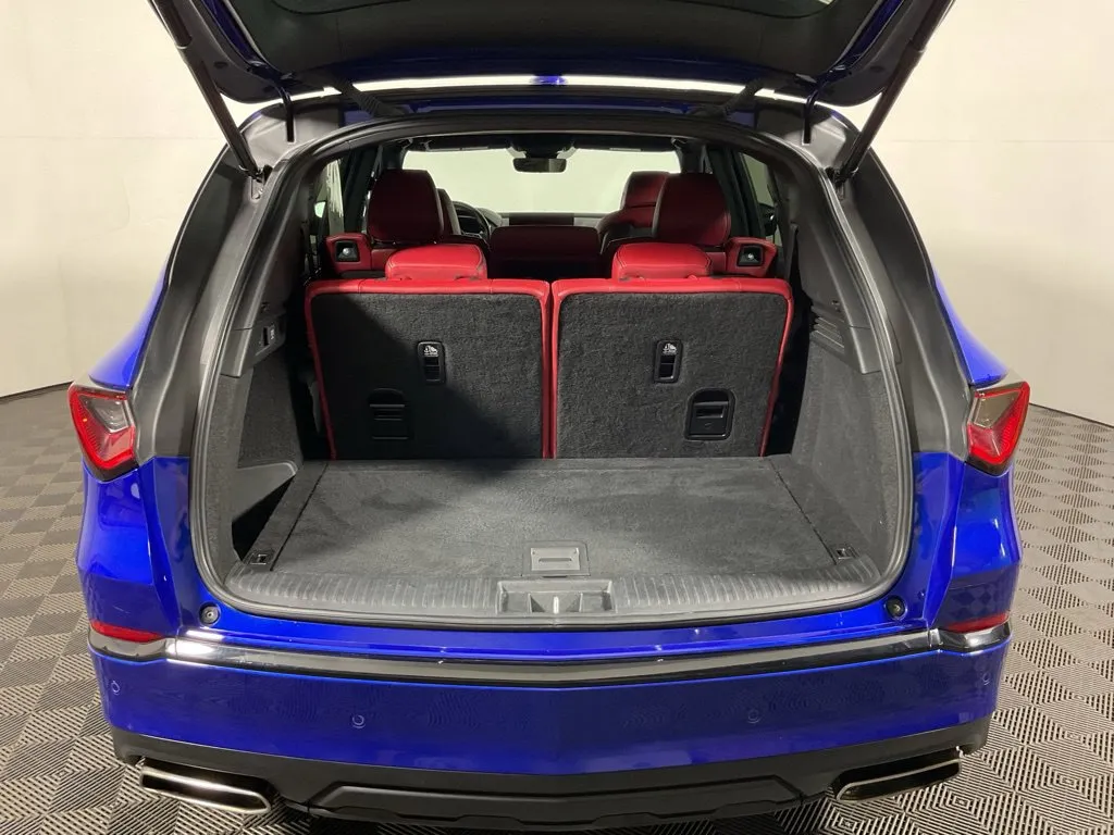 Acura MDX photo 15