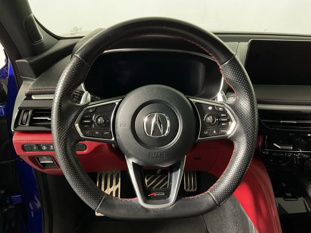 Acura MDX photo 24