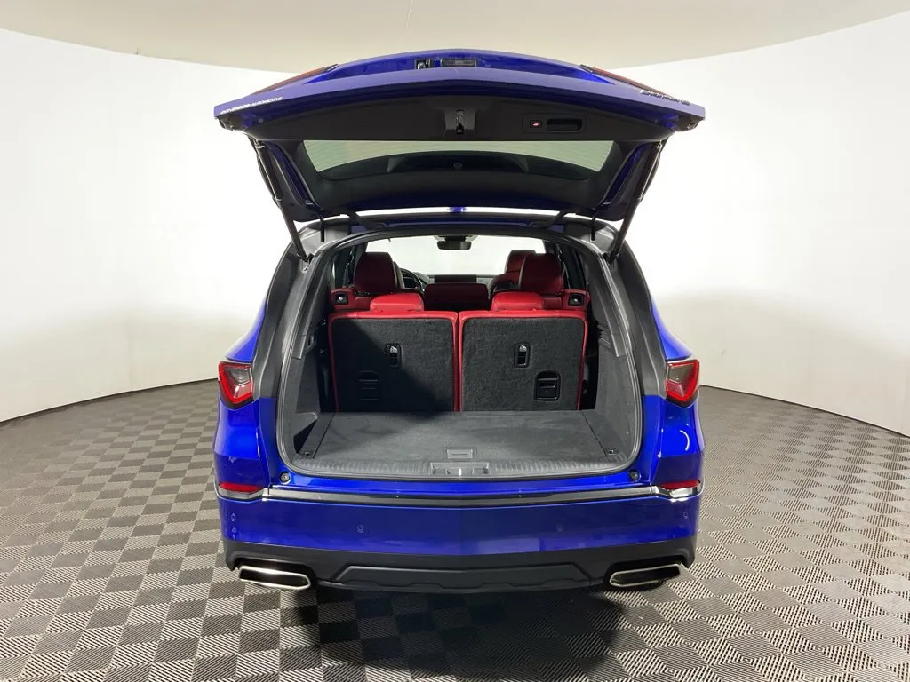 Acura MDX photo 14