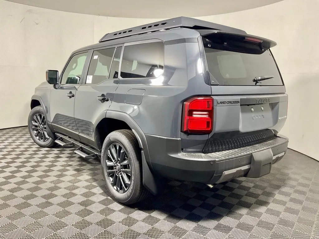 Toyota Land Cruiser photo 12