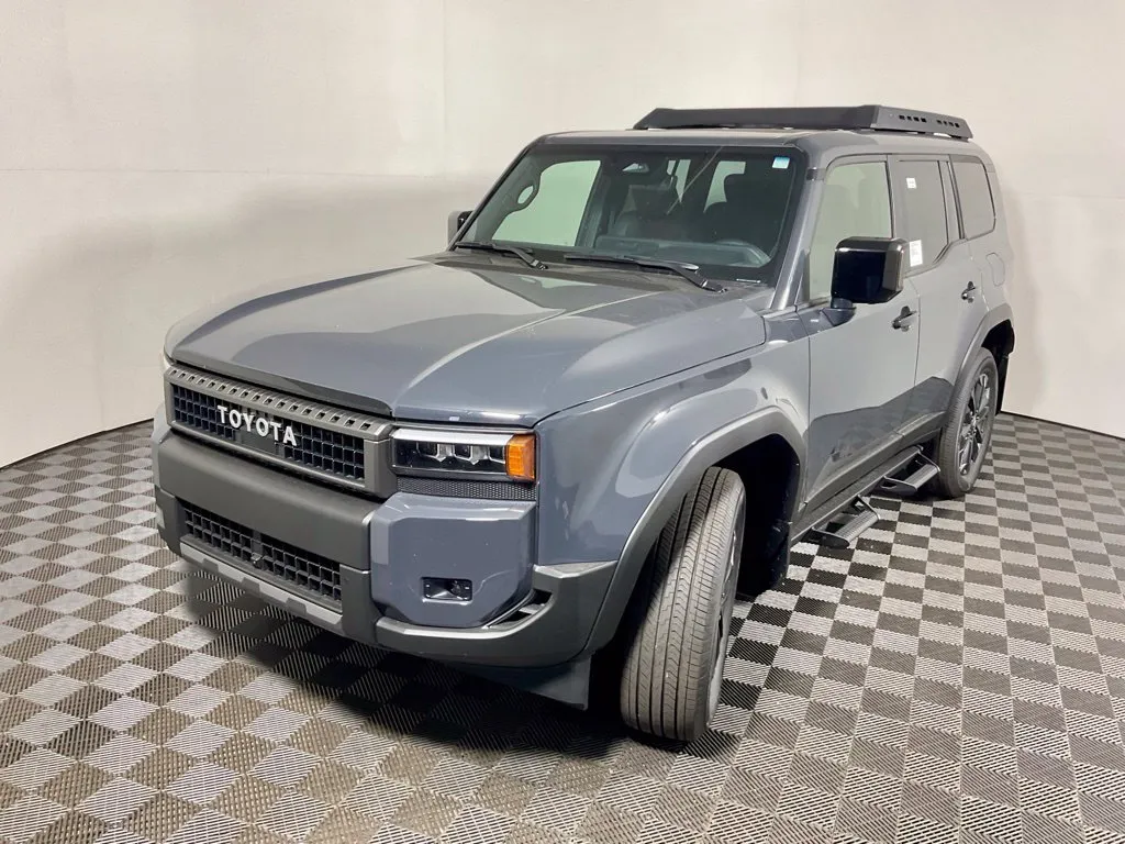 Toyota Land Cruiser photo 11