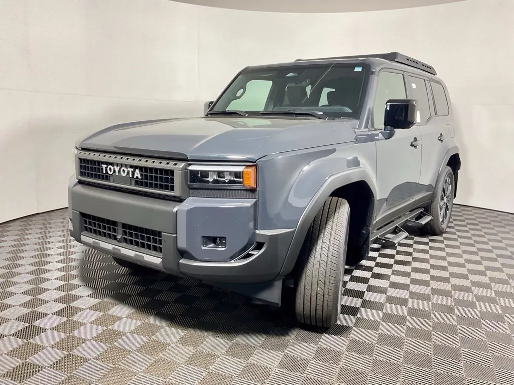 Toyota Land Cruiser photo 2