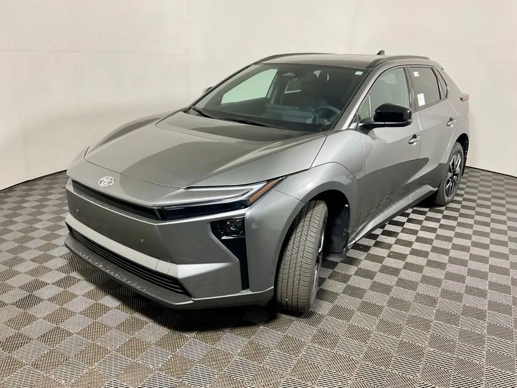 Toyota bZ photo 10