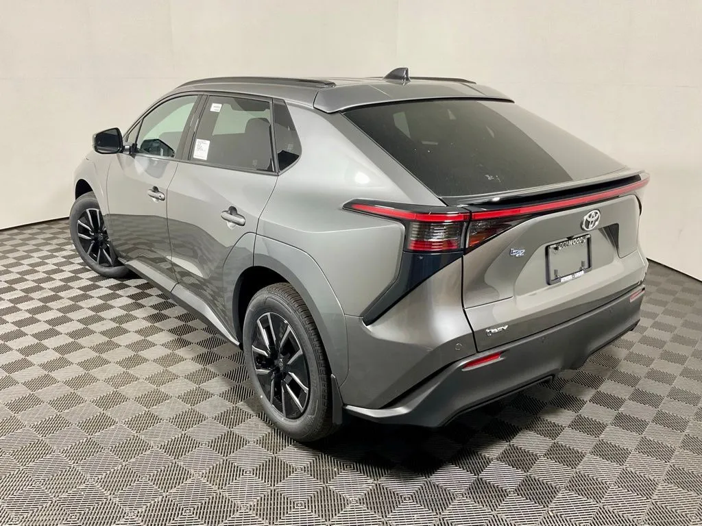 Toyota bZ photo 12