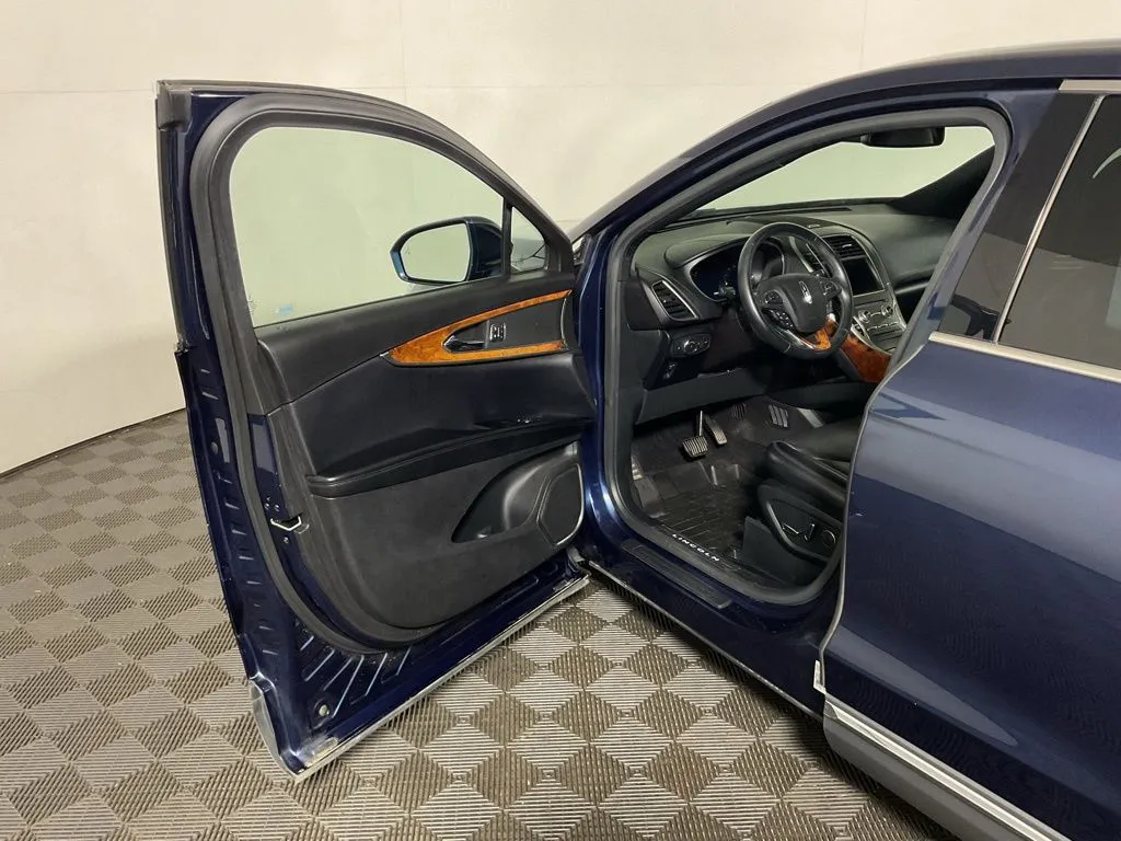 Lincoln MKX photo 20