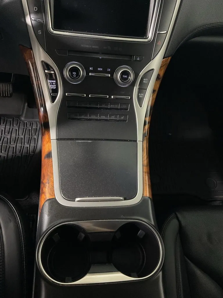 Lincoln MKX photo 31