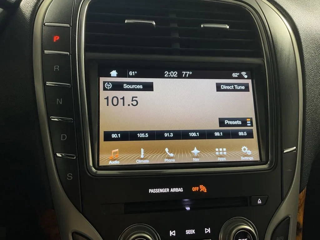 Lincoln MKX photo 25