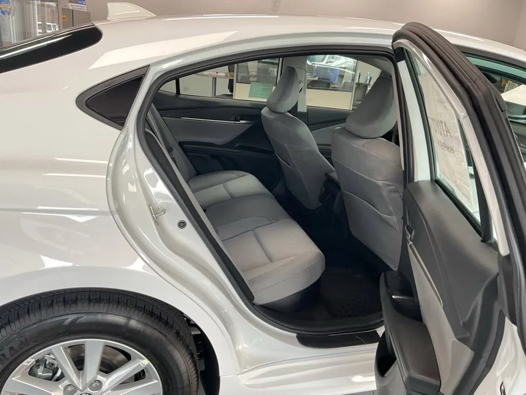Toyota Camry photo 34