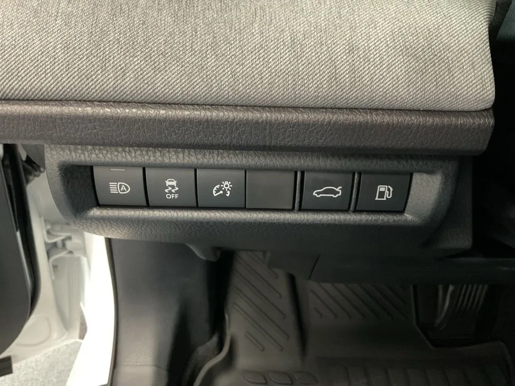 Toyota Camry photo 28