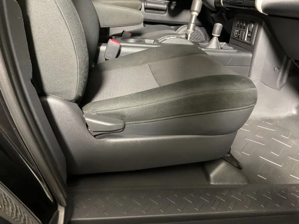 Toyota FJ Cruiser photo 31