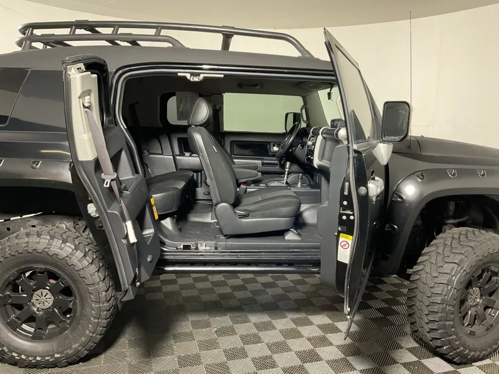Toyota FJ Cruiser photo 27