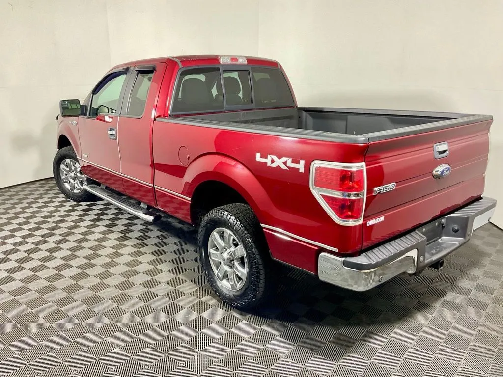 Ford F-150 photo 11