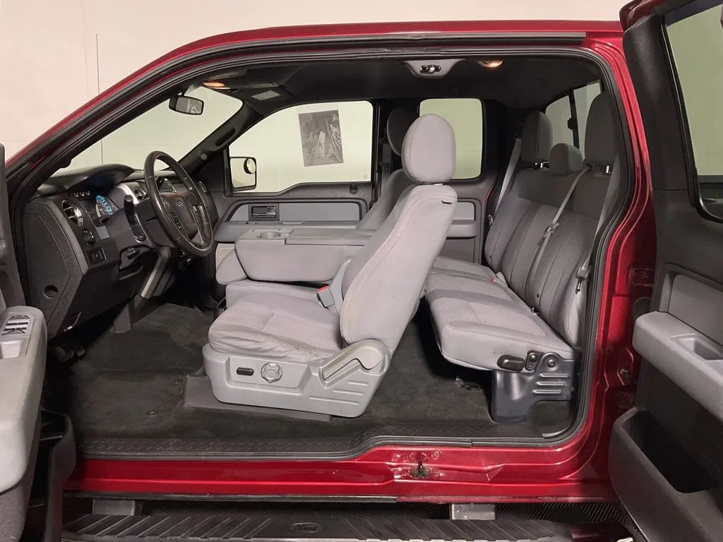 Ford F-150 photo 28
