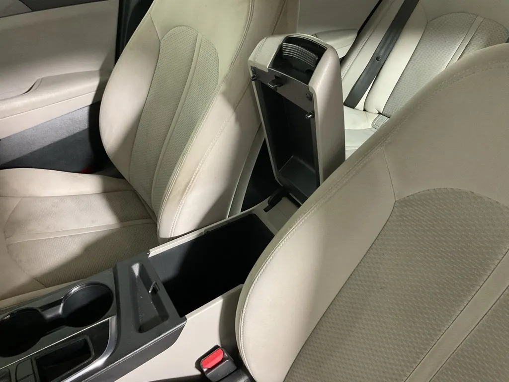 Hyundai Sonata photo 27