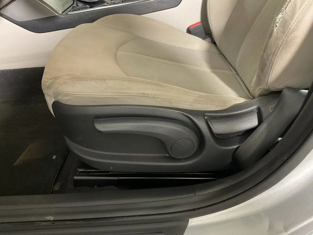 Hyundai Sonata photo 19
