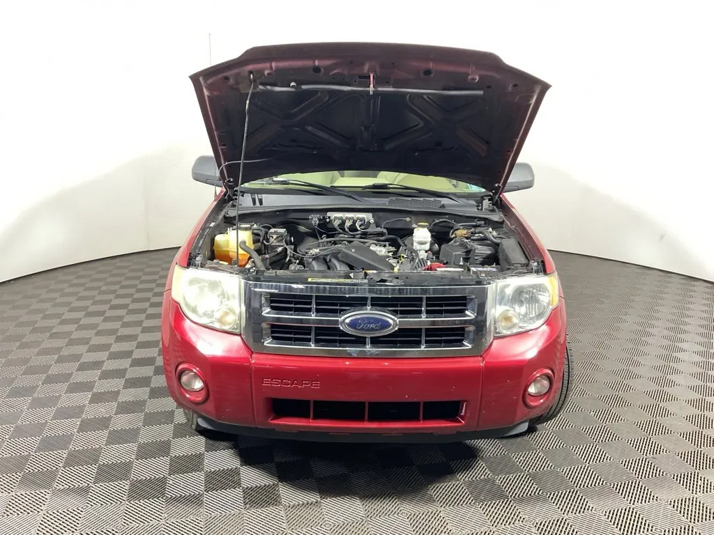 Ford Escape photo 6
