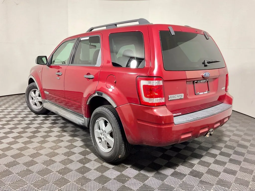 Ford Escape photo 8