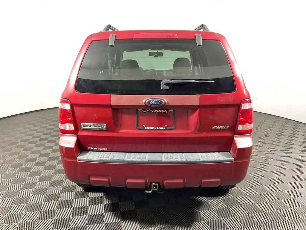 Ford Escape photo 11