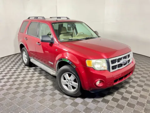 More photos of 2008 Ford Escape XLT at Don Wood Toyota, OH