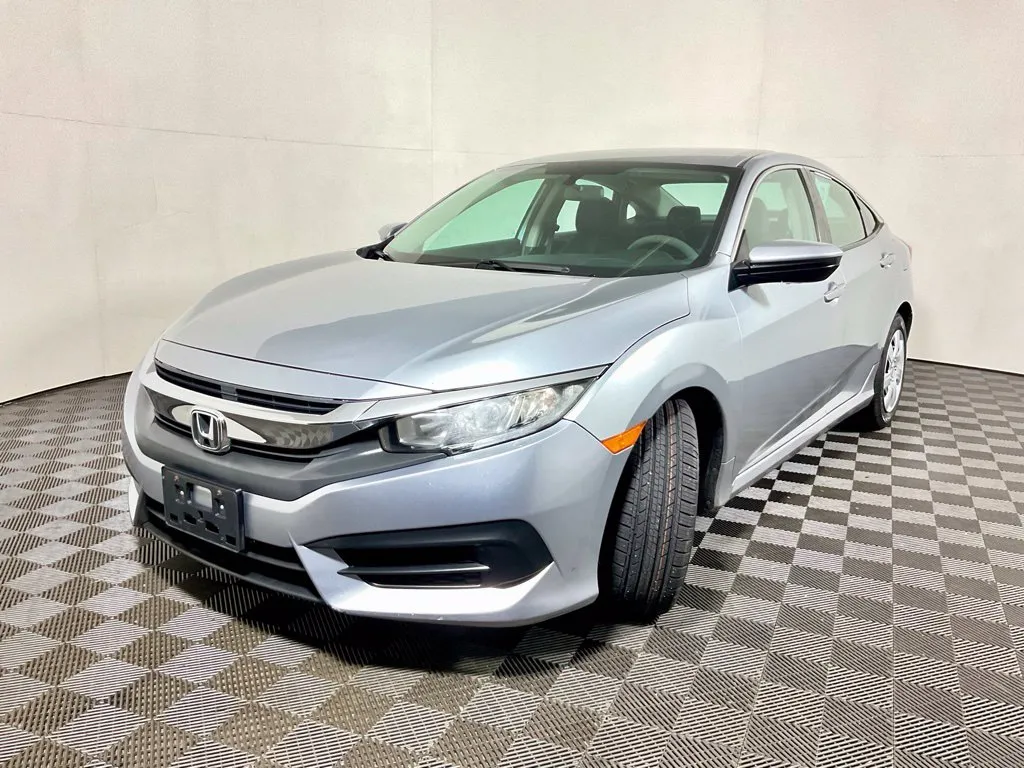 Honda Civic photo 2