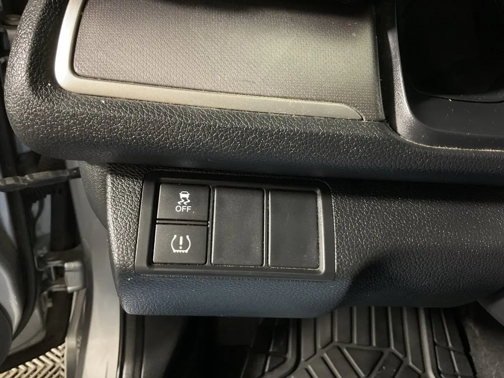 Honda Civic photo 26