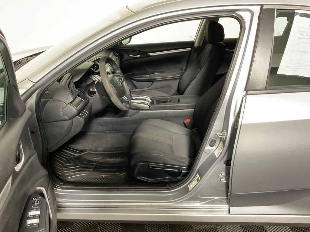 Honda Civic photo 18