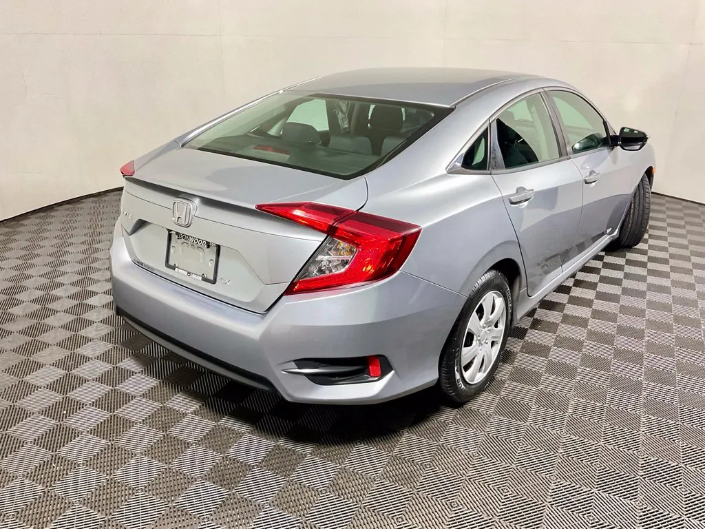 Honda Civic photo 15