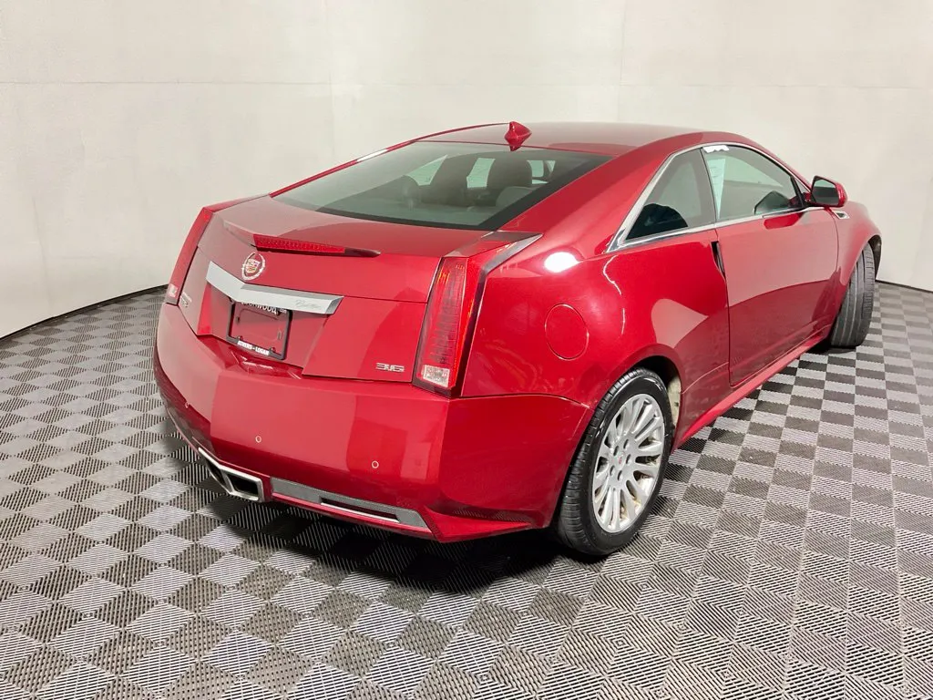 Cadillac CTS photo 16