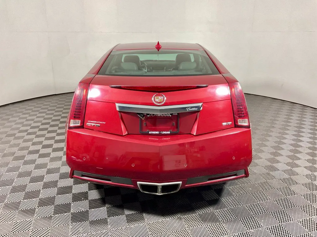 Cadillac CTS photo 12