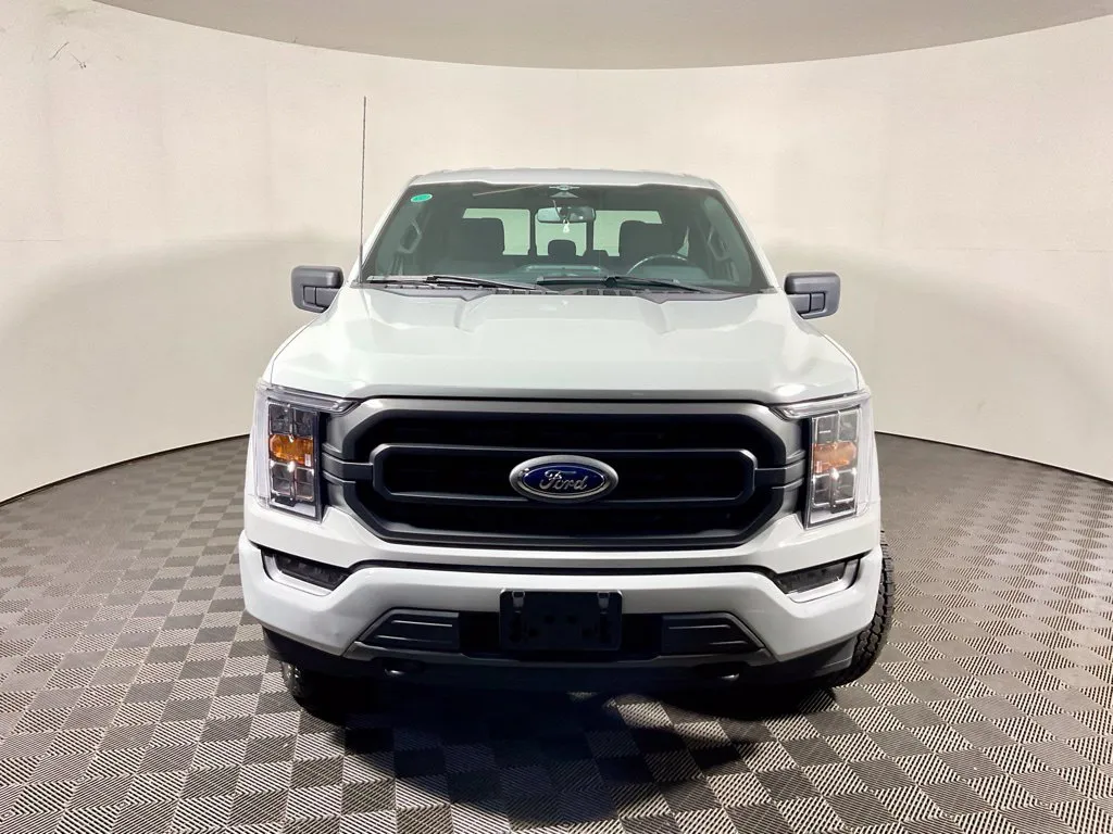 Ford F-150 photo 8