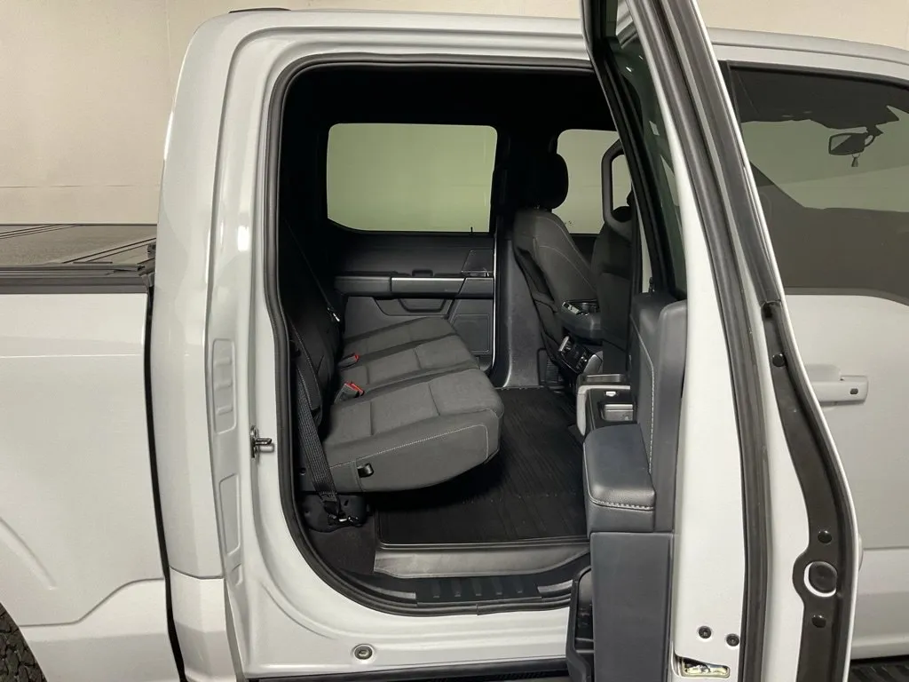 Ford F-150 photo 33