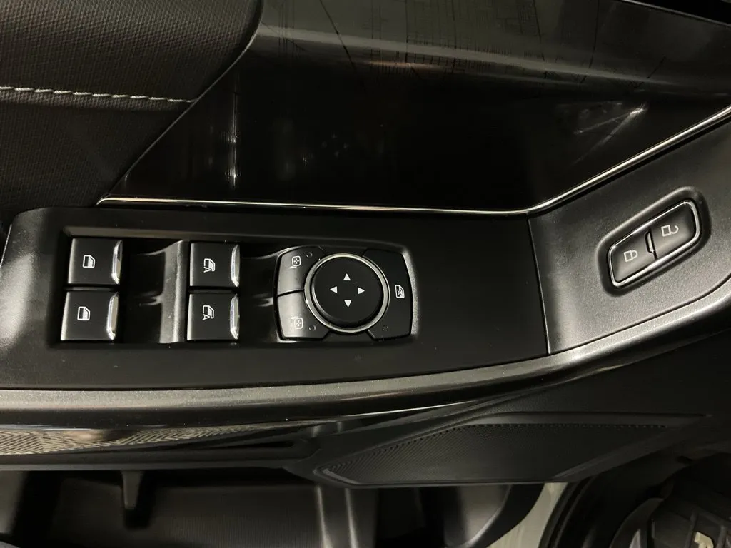 Ford F-150 photo 19