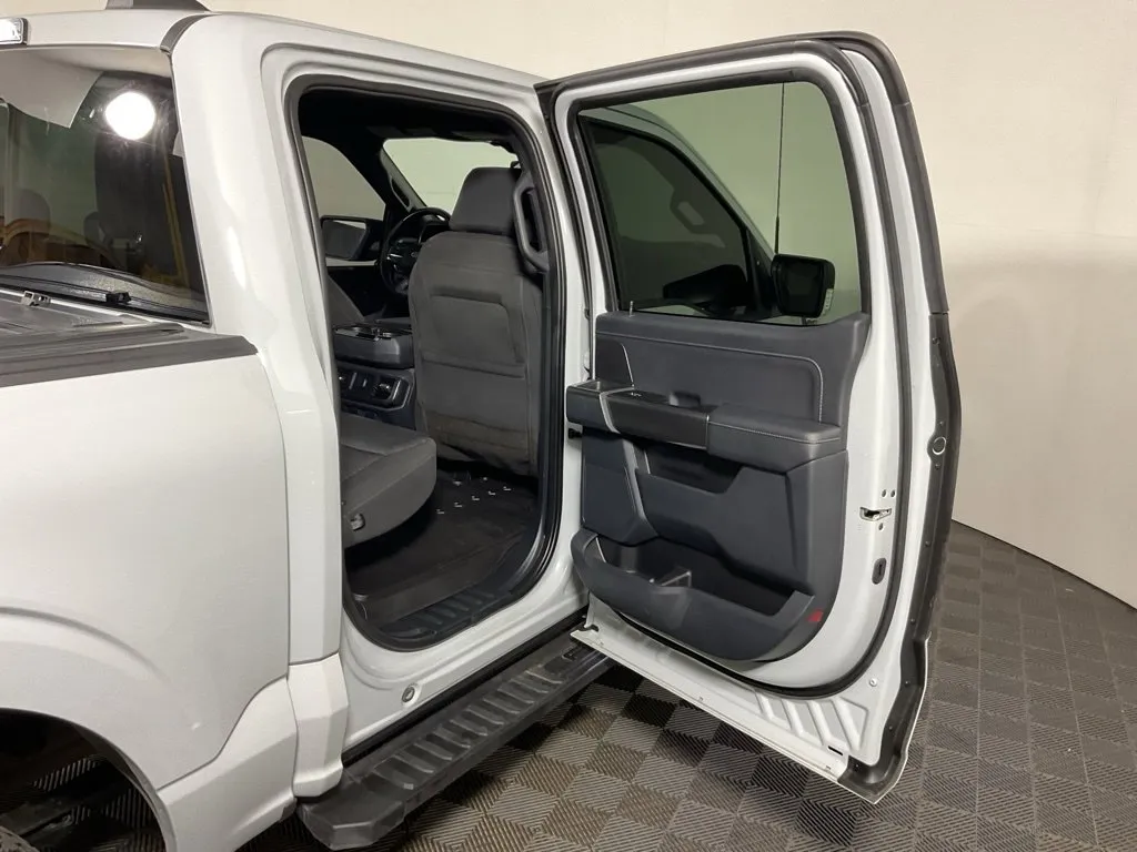 Ford F-150 photo 32