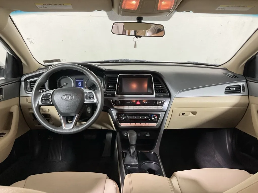 Hyundai Sonata photo 21