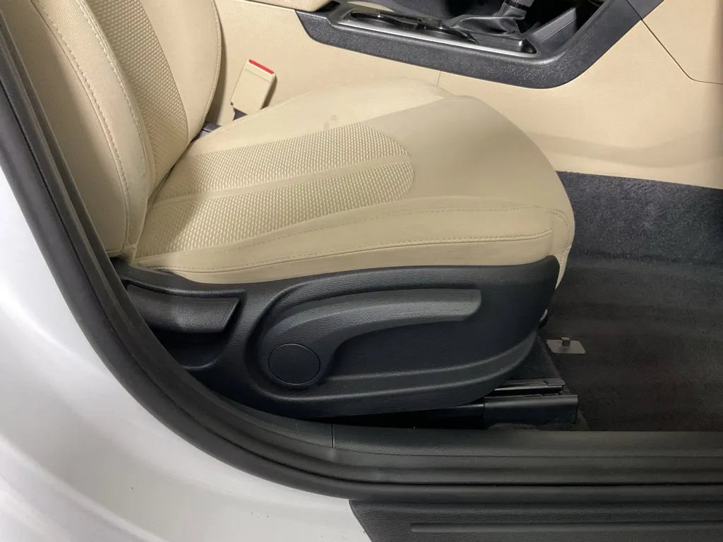 Hyundai Sonata photo 36
