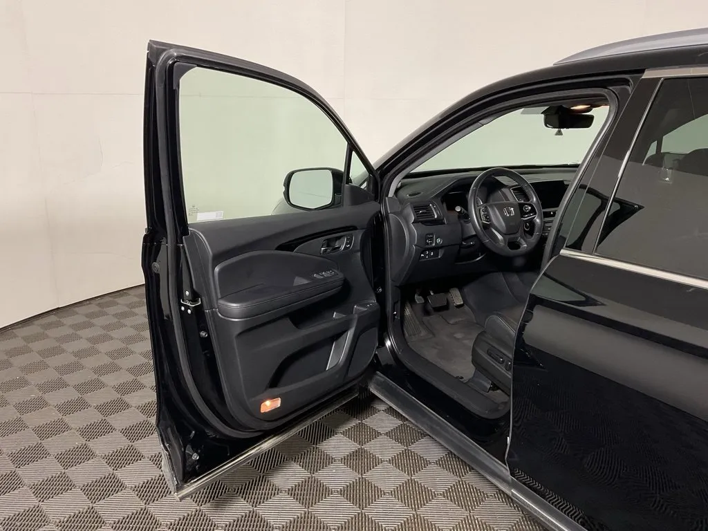 Honda Pilot photo 20