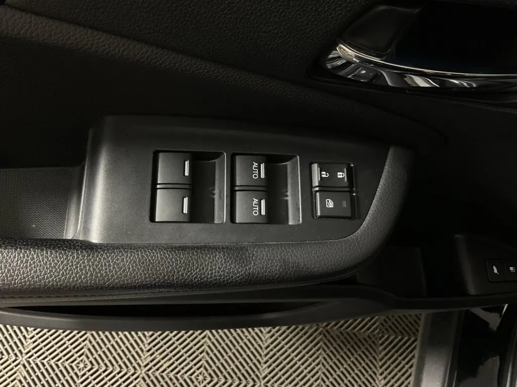 Honda Pilot photo 21