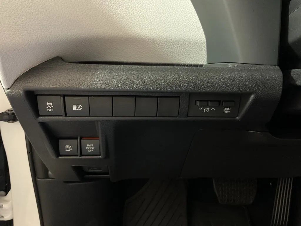 Toyota Sienna photo 30