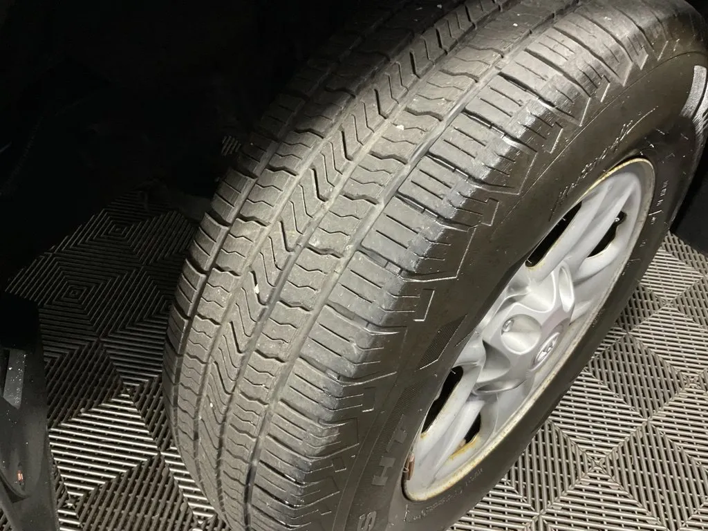 Toyota Tundra photo 17