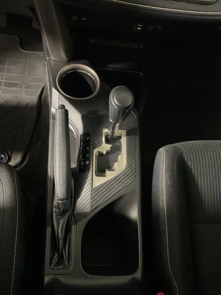 Toyota RAV4 photo 28