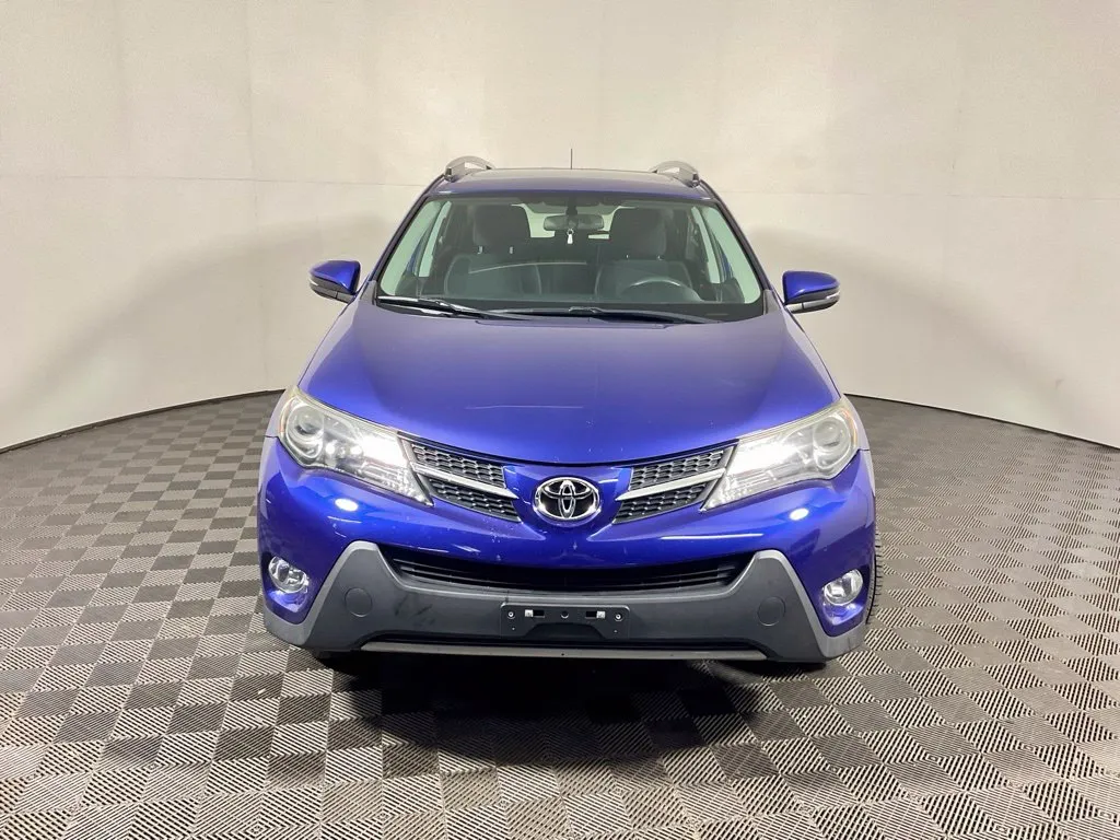 Toyota RAV4 photo 7