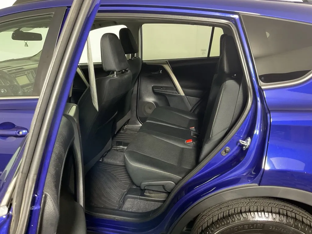 Toyota RAV4 photo 31