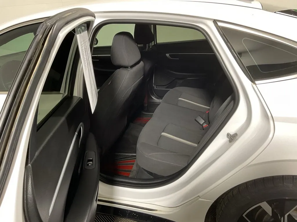 Hyundai Sonata photo 32