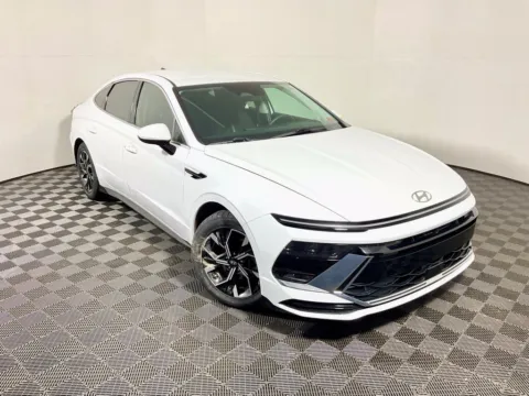 More photos of 2025 Hyundai Sonata SEL at Don Wood Toyota, OH