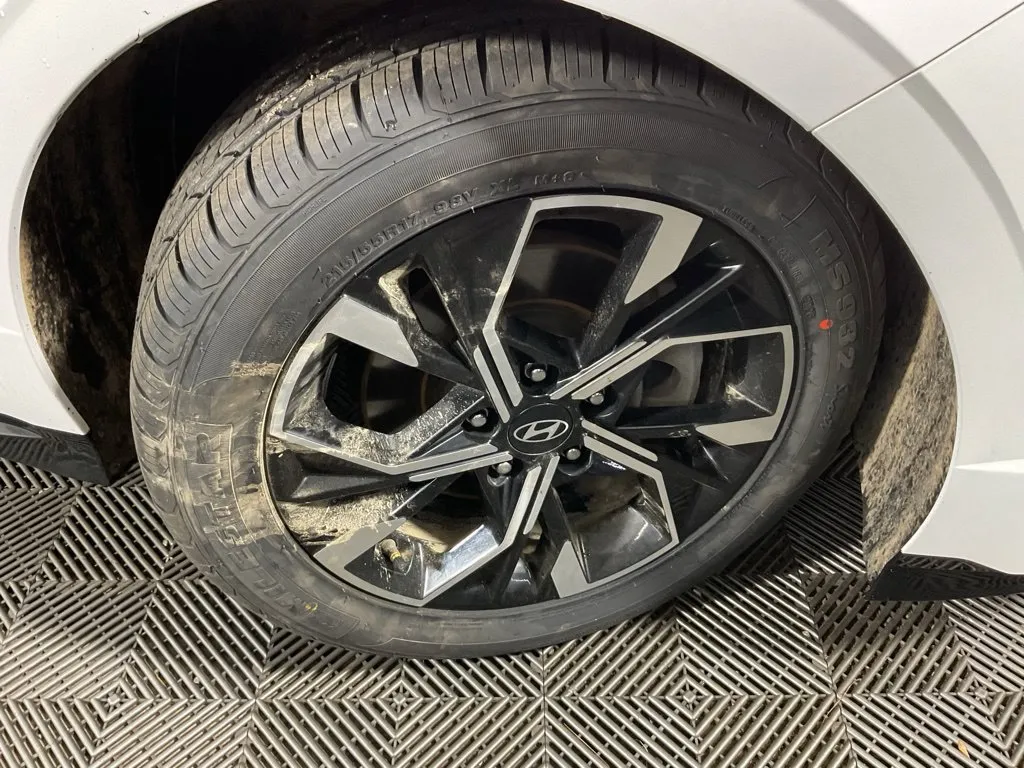 Hyundai Sonata photo 39