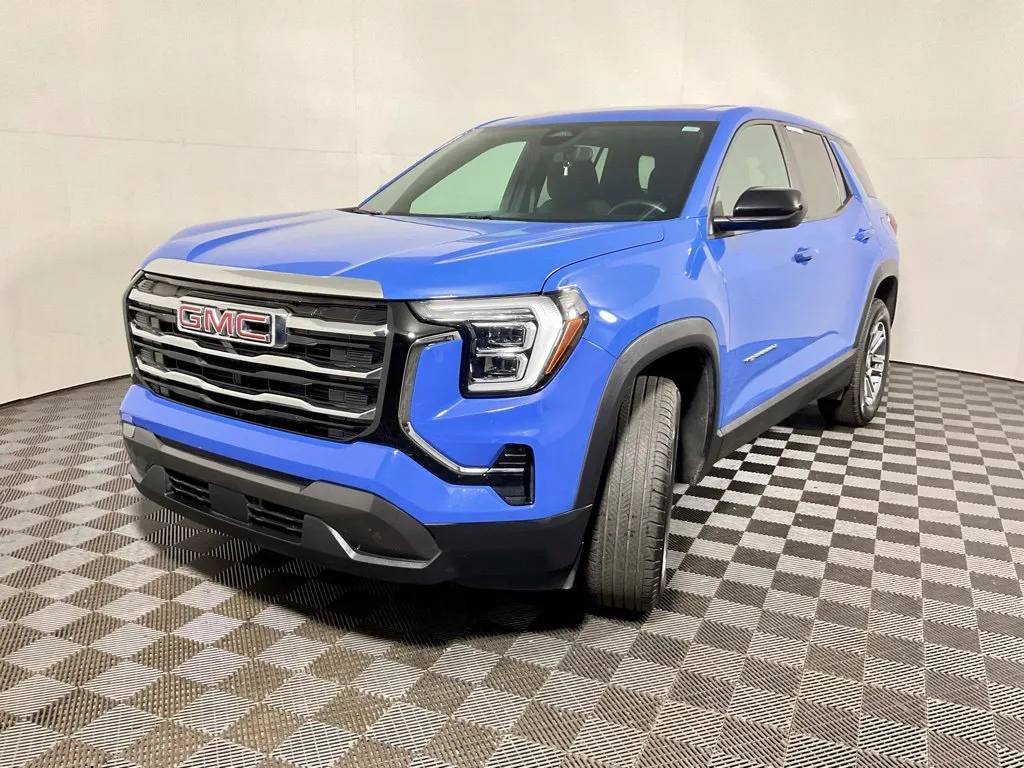 GMC Terrain photo 2