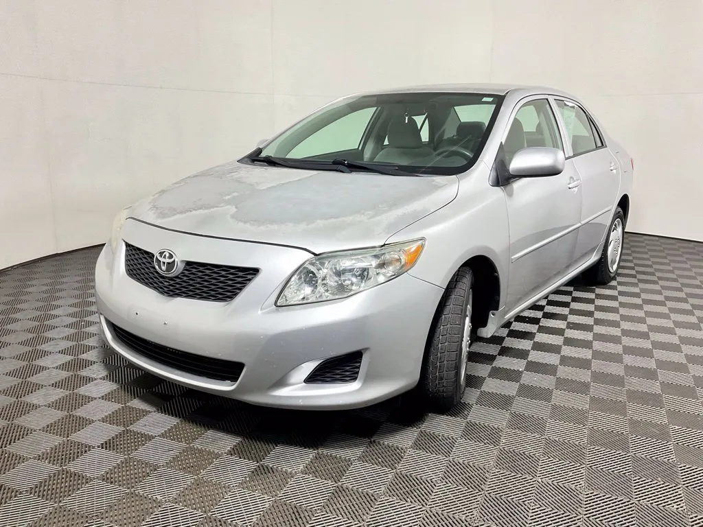 Toyota Corolla photo 2