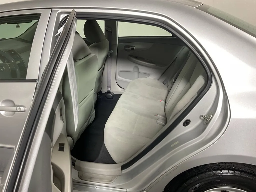 Toyota Corolla photo 27